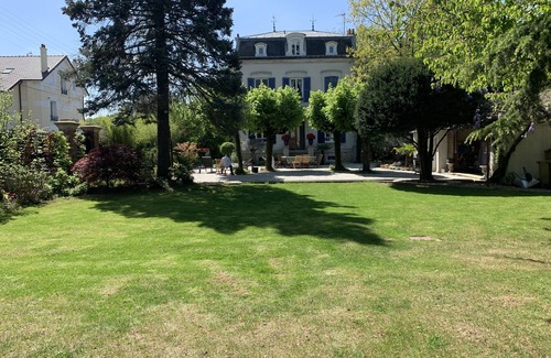 Eaubonne House | Proche Paris, Magnifique Hôtel Particulier de 250 m2 et Parc Paysagé de 1500 m2