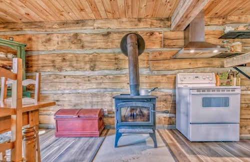 Notre-Dame-de-Pontmain Ski Chalet | Promotion de 10 % pour l'été* Chalet avec de nombreuses activités