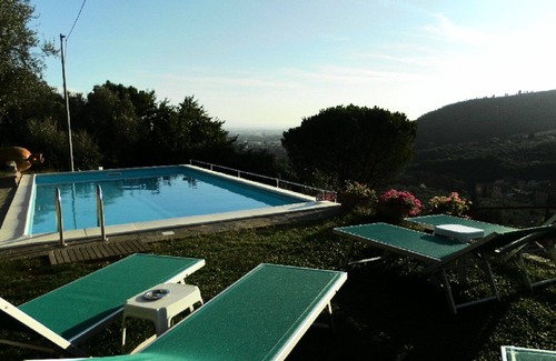 Calci House | PROMOTION Typical Tuscan dwelling, house with garden among olive trees