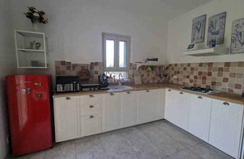 Torano Nuovo House | Property with villa and pool