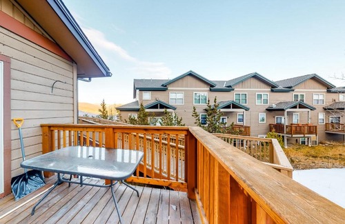 Wildernest Hotel | Prospector Village 105