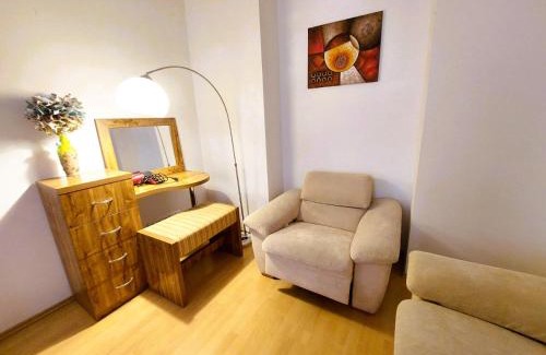 Hradec Kralove Apartment | Prostorný byt v centru 3 KK 80 m2