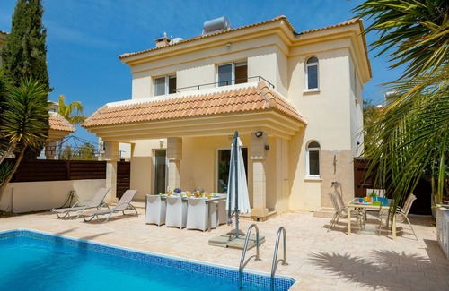 Kapparis Villa | Protaras Villa Athamas Blue
