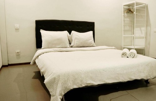 Gegerkalong House | Proven Living