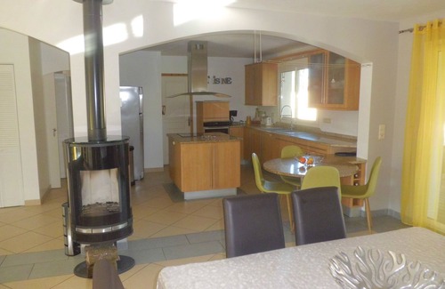 Uzein House | Provencal style holiday home with heated pool and pétanque area.