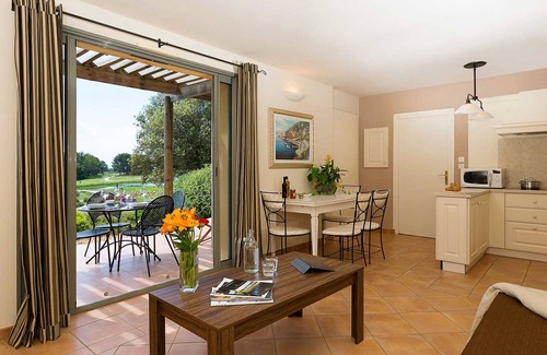 Saumane-de-Vaucluse Apartment | Provence Country Club by Interhome