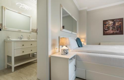 Arad Apartment | Provence