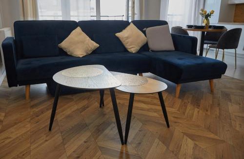 Ostrow Wielkopolski Apartment | Przestronny Apartament