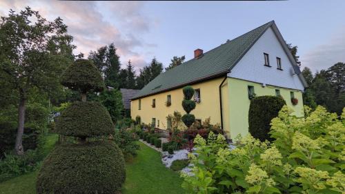 Mirsk Apartment | Przy Strumyku - Apartament w Górach Izerskich