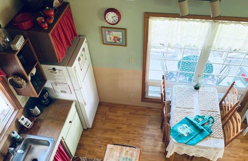 Papaikou Cottage | ~Pu'u~ Moi Country Cottage