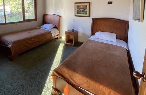 Checa Cabin | Puedes Alquilar la Propiedad Privada Para Eventos de Todo Tipo😎