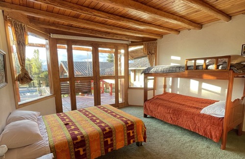 Checa Cabin | Puedes Alquilar la Propiedad Privada Para Eventos de Todo Tipo😎