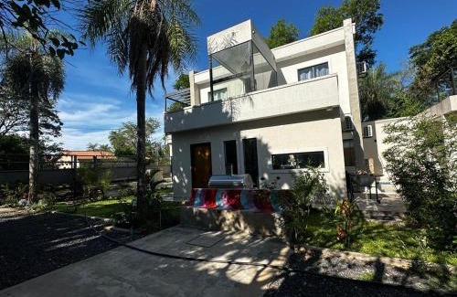 San Bernardino House | Puerta del Lago