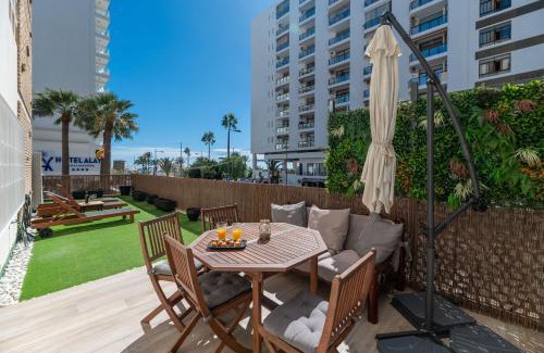Benalmadena Costa Apartment | PUERTO MARINA Beach