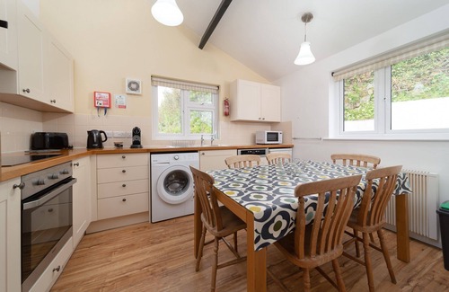 Littleham Cottage | Puffin Cottage - Countryside cottage with a pool