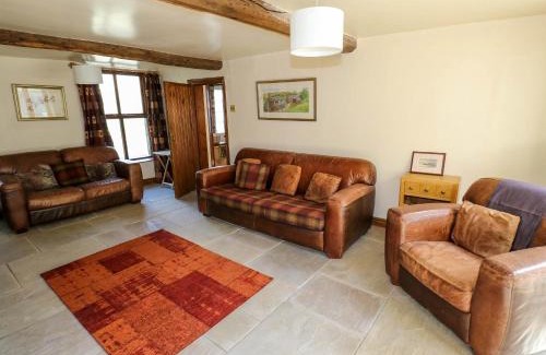 Marsden House | Pule Hill Farm