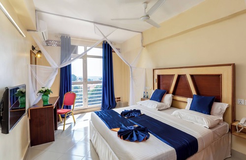 Entebbe Hotel | PULICKAL AIRPORT HOTEL