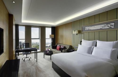 Bin Hu District Hotel | Pullman Wuxi New Lake