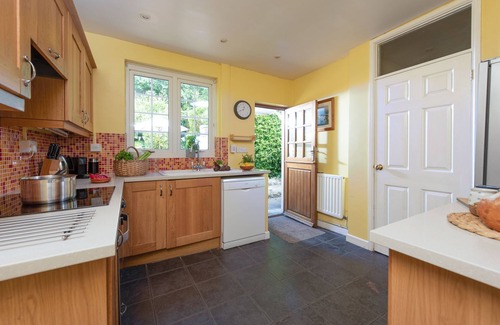 Gwithian House | Pump Cottage - a house that sleeps 8 guests in 4 bedrooms