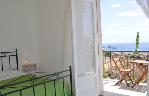 Aci Castello Bed & Breakfast | Pupi Catania Etna B&B