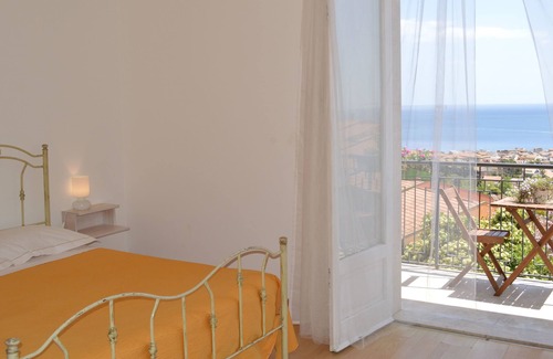 Aci Castello Bed & Breakfast | Pupi Catania Etna B&B