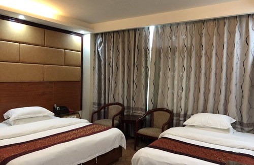 Yuancheng District Hotel | Puqian Business Hotel