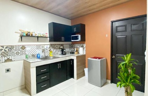San Antonio de Belen Apartment | Pura vida apartment. 5 min from airport