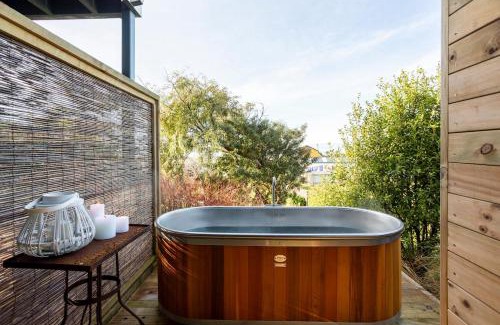 Riverton House | Pura Vida by the Sea