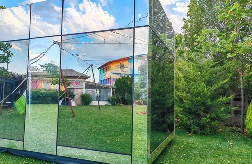 Vama Veche House | Pura Vida Tiny house Seaside Resort Mirror house