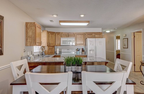 St. George Condo | Pure Comfort - 3 bedroom/2 bath Las Palmas Condo