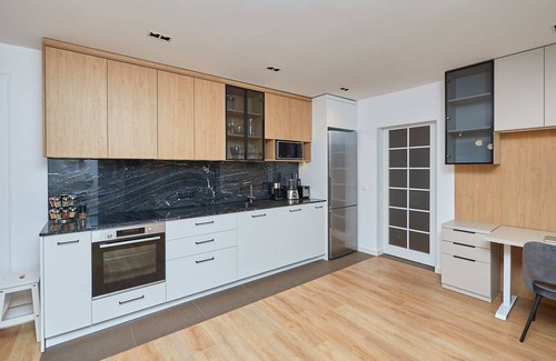Burgas Center Condo | Pure luxury in the center of Burgas*10 min. from the beach*