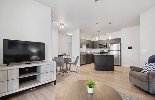 Gilbert Apartment | Pure Suites Gilbert Pool, Gym, Spa, Volleyball