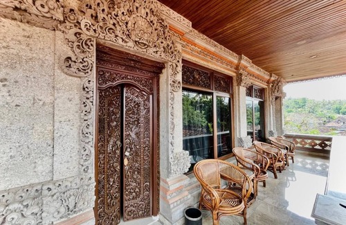 Undisan House | Puri Karang Residence