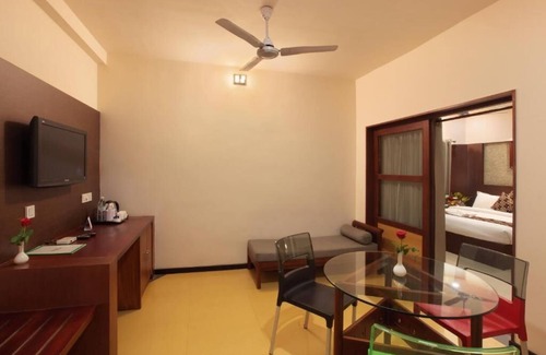 Kondotti Hotel | Pushpak Grande
