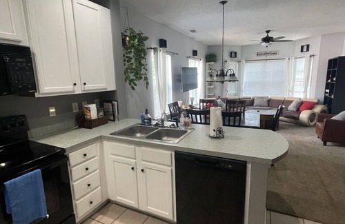 Red Hill Condo | Putters Hideaway @ Legends Golf Resort
