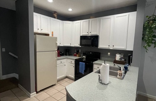 Red Hill Condo | Putters Hideaway @ Legends Golf Resort