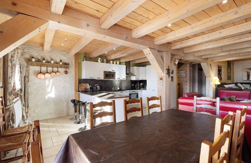 Puyvalador House | Puyvalador House – Mountain Charm, Stunning Lake View, 10 min from Ski Slopes