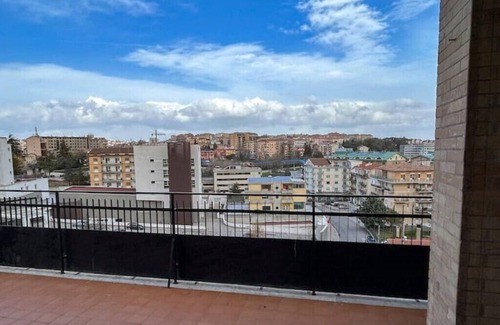 Campobasso Apartment | Puzzle Rooms - Purple Room