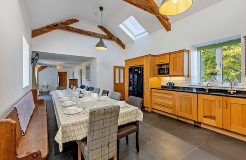 Llanilar House | Pyllau Isaf - Six Bedroom House, Sleeps 12