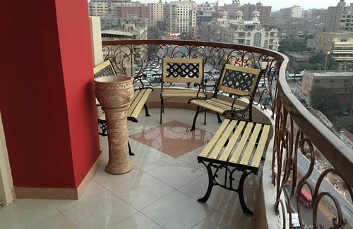 Al Haram Apartment | Pyramid View 9th floor Balcony