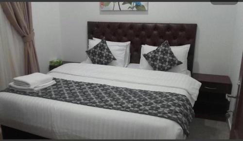 Fahaheel Apartment | Pyramiza Hotel Al Mangaf فندق بيراميـــزا المنقف