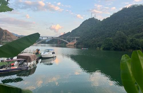 Chun'an House | Qiandao Lake Xinyue Homestay