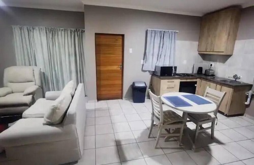 Maseru House | Qiloane Court: 2 Bed Apartment