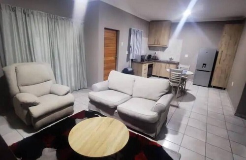 Maseru House | Qiloane Court: 2 Bed Apartment