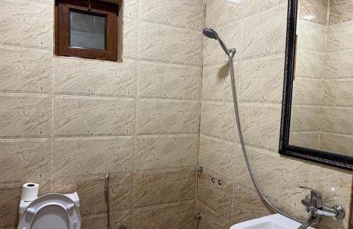 Quba Bed & Breakfast | Qirmizi Qerenfil