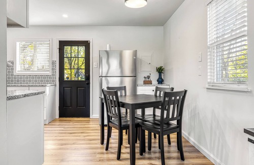 Wentzville House | Quaint 3 Bedroom Wentzville Retreat by StayLage