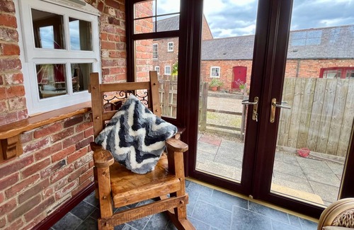 Trimdon Station House | Quaint 4 Bed Barn Conversion Barnhouse Starshinezz