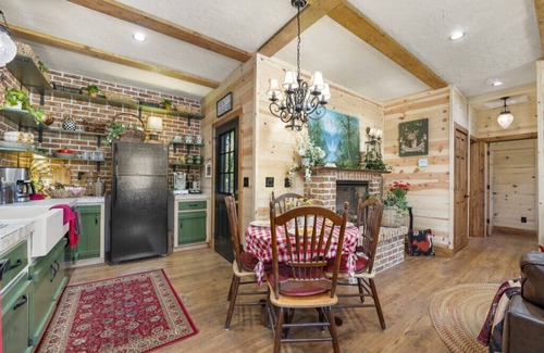 North Auburn Bed & Breakfast | Quaint Adorable NEW Cabin nestled on three acres! Surrounded by Lush Nature!