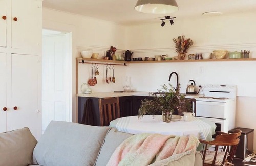 Bridport Cottage | Quaint and intimate 1-bed seaside cottage