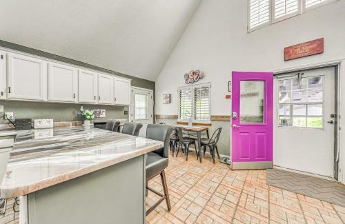 Cloudcroft House | Quaint Cloudcroft Cabin with Stunning Forest Views!